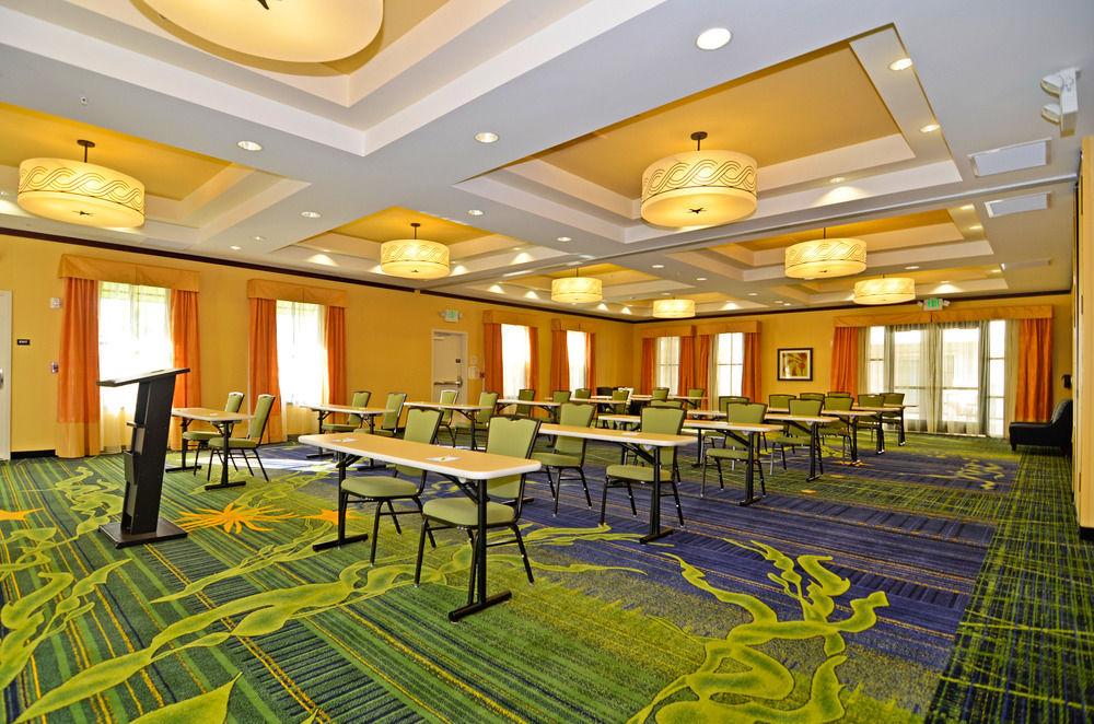 Fairfield Inn & Suites Santa Cruz - Capitola Bagian luar foto