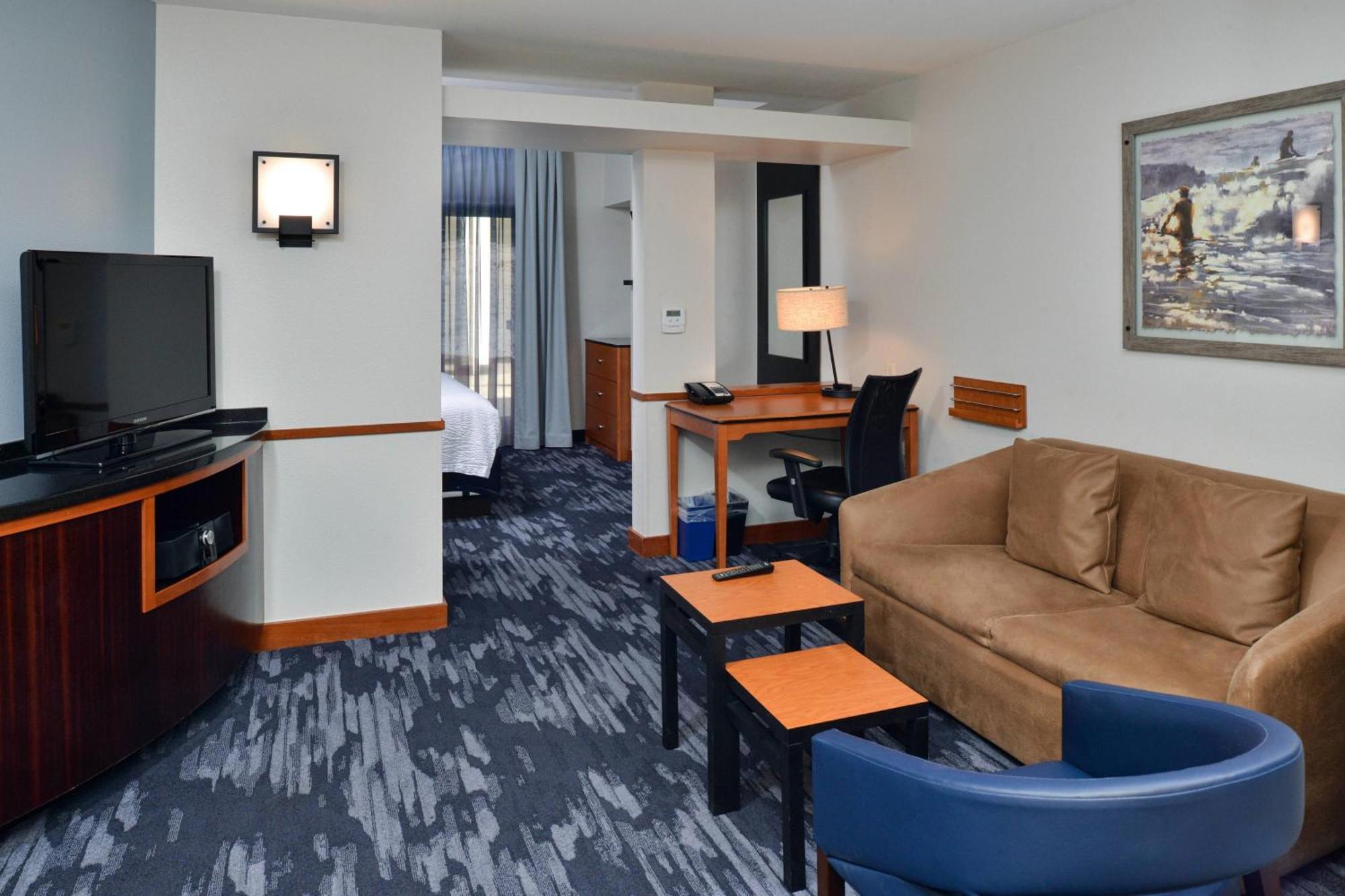 Fairfield Inn & Suites Santa Cruz - Capitola Bagian luar foto